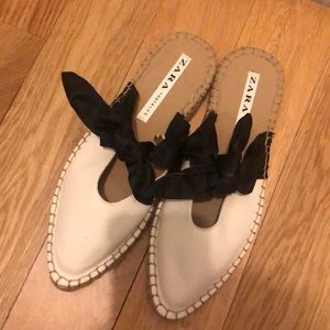 Zara Black and White Bow Mules Slip Ons